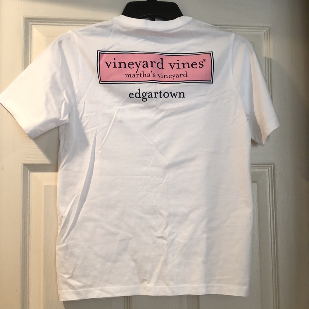Nwt Martha’s Vineyard Vineyard Vines shirt bought from first store in Edgartown